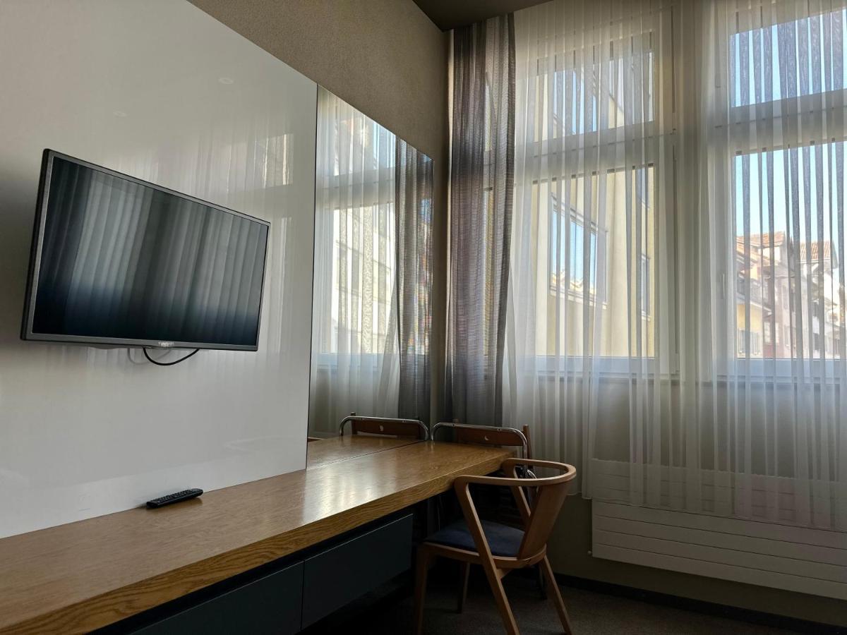 Plaza Hotel Winterthur Esterno foto